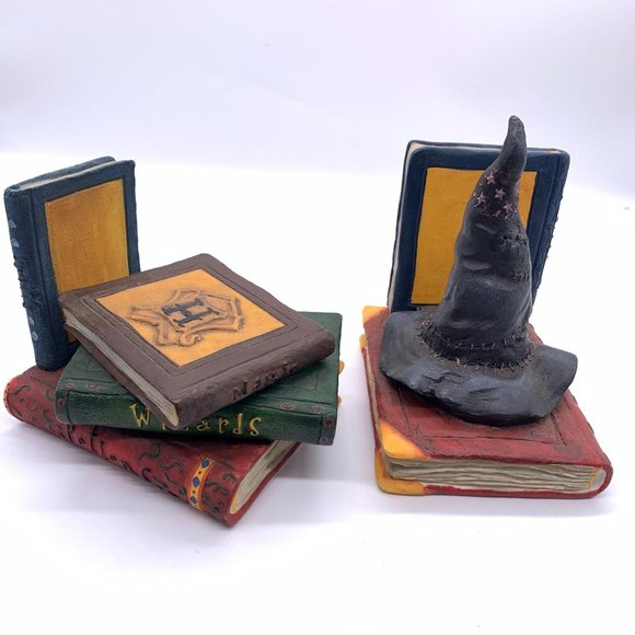 Harry Potter Sorting Hat And Books Collection Set - Picture 2 of 16